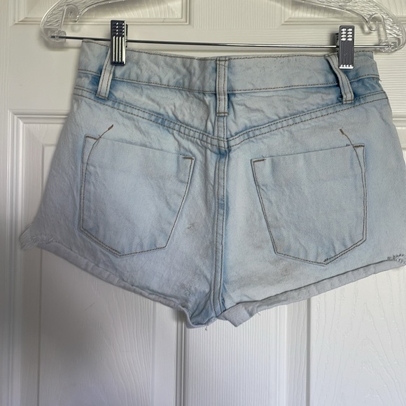 Mossimo High Rise Short Short Size 2/26 - Picture 3 of 4